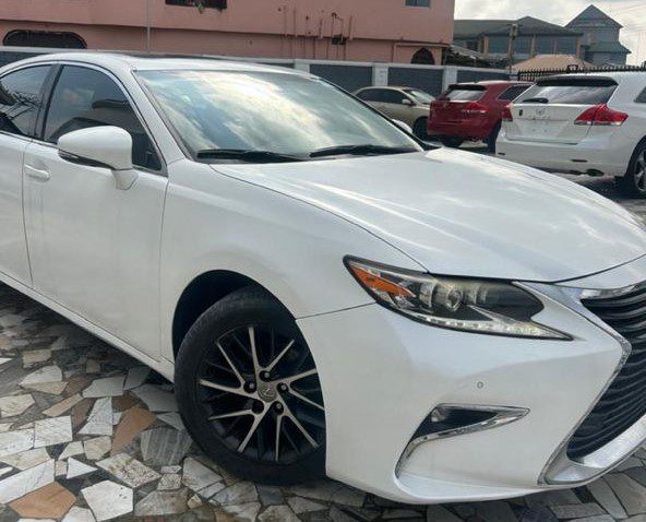 LEXUS ES 350 2016a